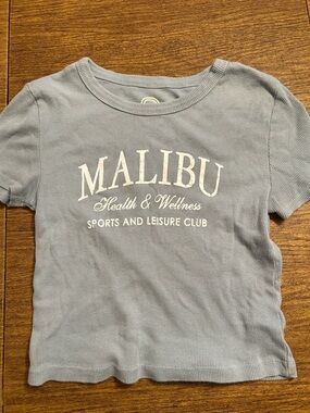 Malibu Health & Wellness Light Blue Ribbed Crop Top